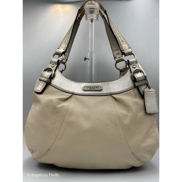 Coach Lynn Soho Cream Leather with Metallic Silver Trimmed Hobo Handbag - Picture 3 of 9